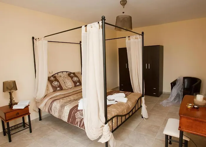 Pacifae Golden Village 3*